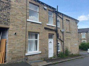 Terraced house to rent in Moss Street, Huddersfield HD4