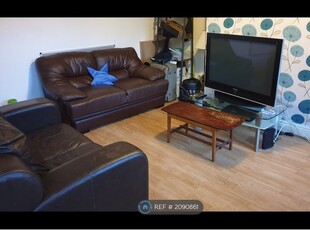Terraced house to rent in Talbot Mount, Leeds LS4