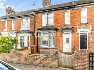 Terraced house to rent in Toronto Road, Gillingham, Kent ME7