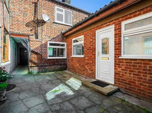 Terraced house to rent in Wroxham Road, Coltishall NR12