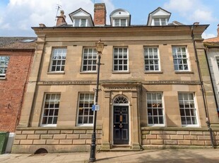 Town house for sale in Castle Street Warwick, Warwickshire CV34