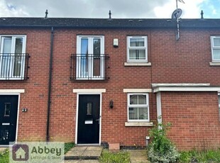 Town house to rent in Danbury Place, Leicester LE5