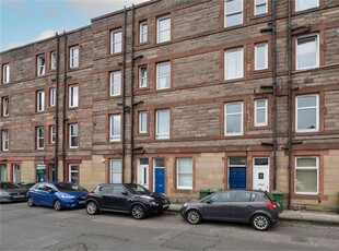 1 bed first floor flat for sale in Musselburgh