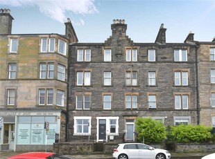 1 bed top floor flat for sale in Meadowbank