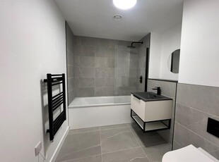 1 bedroom apartment for rent in Seymour Grove, Old Trafford, Manchester, M16