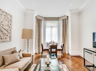 1 bedroom flat for rent in Sloane Gardens,
Sloane Square, SW1W