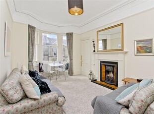 2 bed third floor flat for sale in Morningside