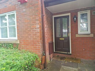 2 bedroom apartment for rent in Burton Road, Manchester, M20