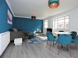 2 bedroom flat for rent in Dukes Lane, Brighton, BN1