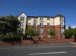 2 bedroom flat for rent in Pinhigh Place, Salford, M6