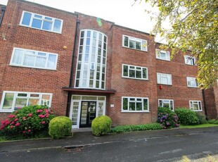 3 bedroom flat for rent in Ballbrook Court, Wilmslow Road, M20