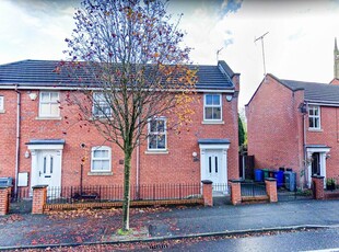 3 bedroom terraced house for rent in Chichester Road South, Hulme, Manchester, M15