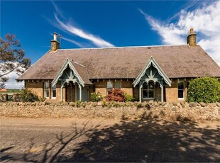 4 bed detached house for sale in North Berwick