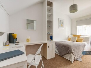 5 bedroom terraced house for rent in Mafeking Road, Brighton, BN2