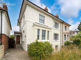 6 bedroom semi-detached house for rent in Wellington Road, Brighton, East Sussex, BN2