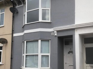 6 bedroom terraced house for rent in Caledonian Road, Brighton, East Sussex, BN2