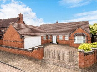 Bungalow for sale in Cheviot Close, Sleaford, Lincolnshire NG34