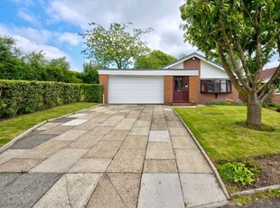 Bungalow for sale in Eskdale Close, Beechwood, Cheshire WA7