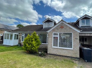 Bungalow to rent in 16, Homestead Rise, Wootton, Northampton NN4