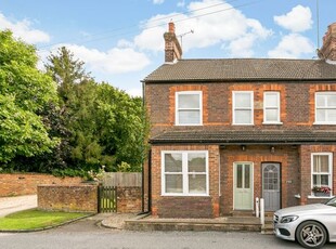 Cottage to rent in Little Missenden, Amersham HP7