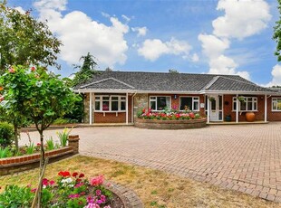 Detached bungalow for sale in Headcorn Road, Sutton Valence, Maidstone, Kent ME17