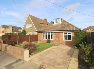 Detached bungalow to rent in Ashgrove Road, Ashford TW15