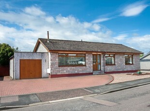 Detached bungalow to rent in Hunter Place, Stonehaven, Aberdeenshire AB39