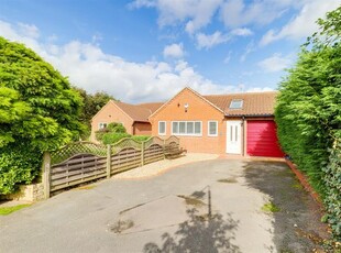 Detached bungalow to rent in Old Tollerton Road, Gamston, Nottinghamshire NG2