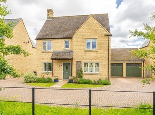 Detached house for sale in Andrews Close, Tetbury GL8
