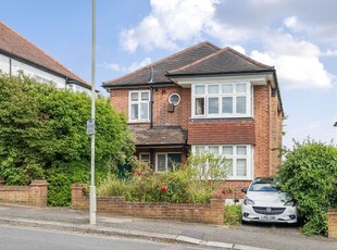 Detached house for sale in Bedford Avenue, Barnet EN5