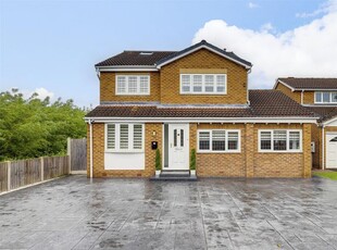 Detached house for sale in Broadstone Close, West Bridgford, Nottinghamshire NG2