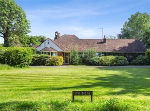 Detached house for sale in Holly Lane, Harpenden, Hertfordshire AL5