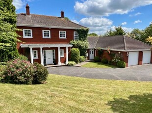 Detached house for sale in Lumley Close, Kenton, Exeter EX6