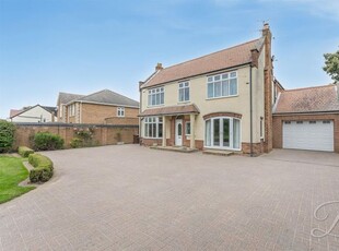 Detached house for sale in Oak Tree Lane, Mansfield NG18