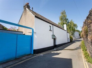 Detached house for sale in South Street, Totnes TQ9
