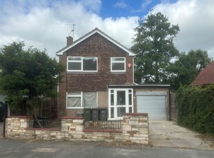 Detached house to rent in Bury Green Road, Cheshunt, Waltham Cross EN7