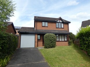 Detached house to rent in Everglade Road, Priorslee, Telford TF2