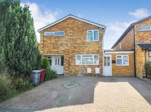 Detached house to rent in Galsworthy Drive, Caversham, Reading RG4
