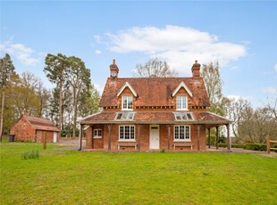 Detached house to rent in Hamptworth, Salisbury, Wiltshire SP5