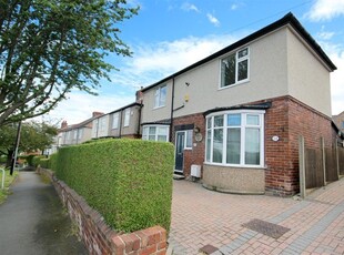 Detached house to rent in Norton Lees Lane, Sheffield S8