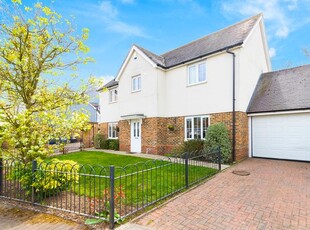 Detached house to rent in Park Side, Epping, Essex CM16