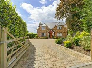 Detached house to rent in Roundbush Lane, Round Bush, Aldenham, Hertfordshire WD25