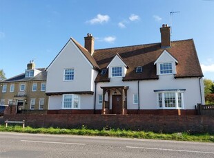 Detached house to rent in South Hanningfield Road, South Hanningfield, Chelmsford CM3