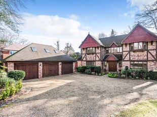 Detached house to rent in Sunning Avenue, Sunningdale, Ascot, Berkshire SL5