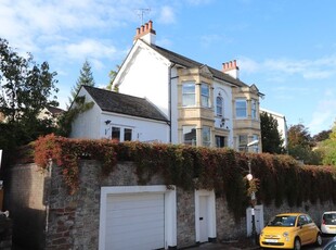 Detached house to rent in Victoria Walk, Cotham, Bristol BS6