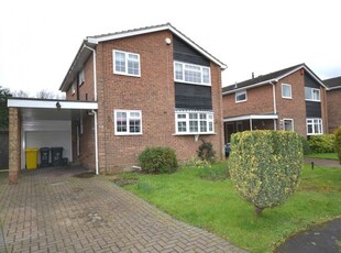 Detached house to rent in Woodview Road, Dunmow CM6