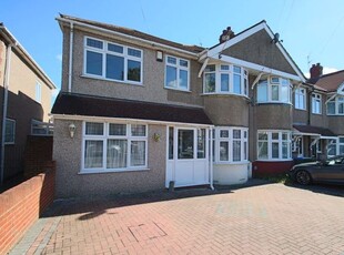 End terrace house to rent in Sutherland Avenue, Welling DA16