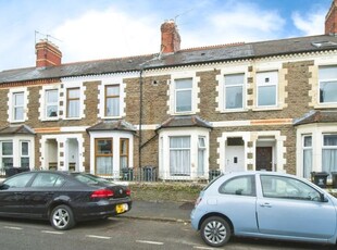 Flat for sale in Diana Street, Cardiff CF24