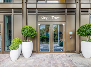 Flat for sale in Kings Tower, Chelsea SW6