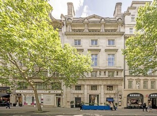 Flat for sale in Kingsway, London WC2B